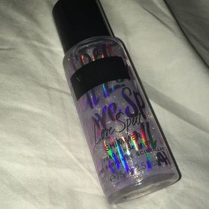 Victoria’s Secret love spell!